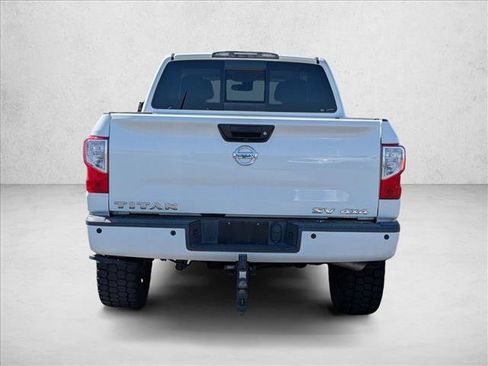 Used 2019 Nissan Titan SV w/ SV Convenience Package AWD/4WD image 6