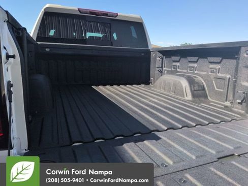 Used 2023 GMC Sierra 1500 Denali w/ Denali Reserve Package AWD/4WD image 30