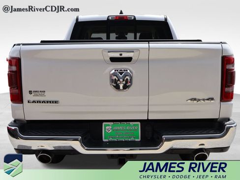 Used 2020 RAM 1500 Laramie AWD/4WD image 4