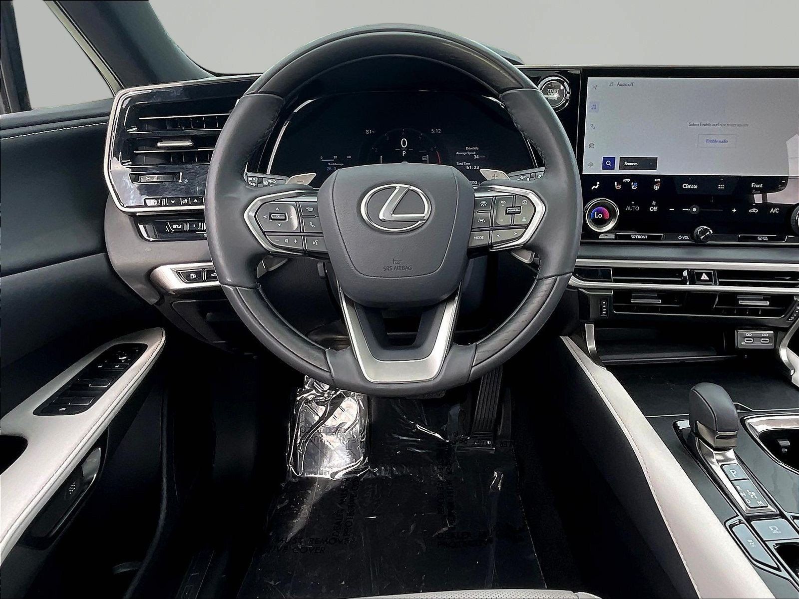Used 2025 Lexus RX 350 Premium w/ Accessory Package (Z1) FWD image 8