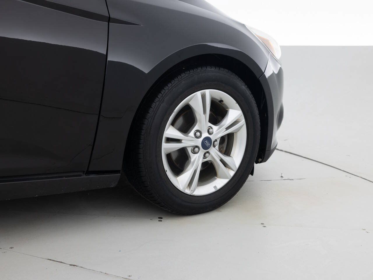 Used 2013 Ford Focus SE FWD image 18