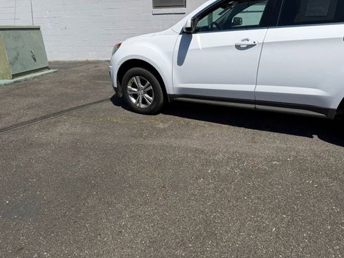 Used 2013 Chevrolet Equinox LT w/ Driver Convenience Package AWD/4WD image 15