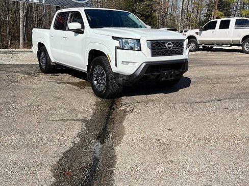 Used 2023 Nissan Frontier SV w/ SV Convenience Package image 1