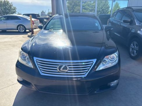 Used 2010 Lexus LS 460 L RWD image 2