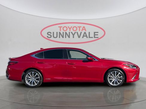 Used 2019 Lexus ES 300h w/ Premium Package FWD image 9