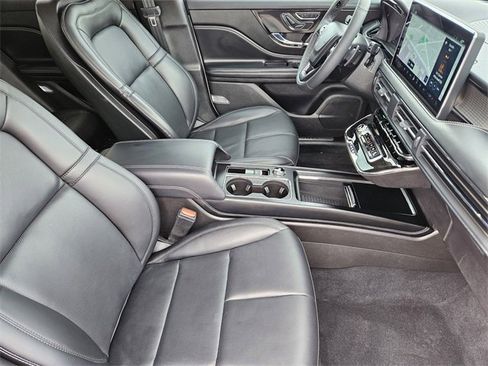Certified 2023 Lincoln Corsair FWD w/ Equipment Group 101A image 14