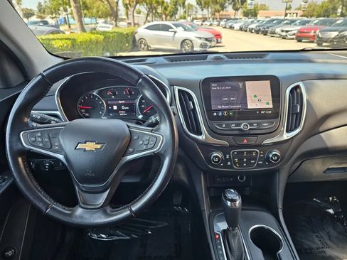 Used 2020 Chevrolet Equinox LT FWD image 23