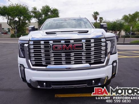 Used 2024 GMC Sierra 2500 Denali w/ Denali Reserve Package AWD/4WD image 34