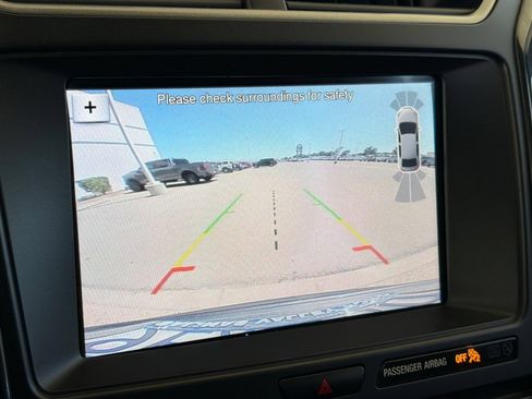 Used 2018 Ford Explorer XLT w/ Equipment Group 202A FWD image 22