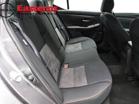 Used 2023 Nissan Sentra SR w/ Midnight Edition Package FWD image 22