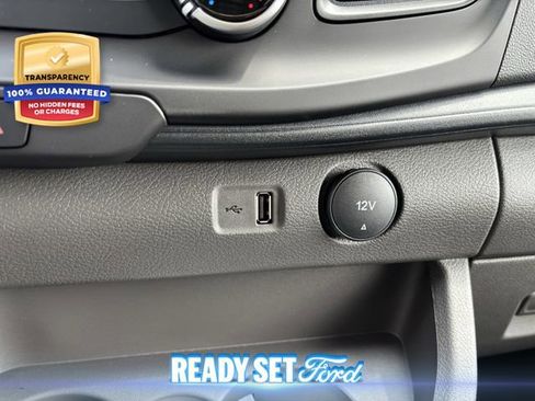 New 2025 Ford Transit 250 148 Medium Roof image 18