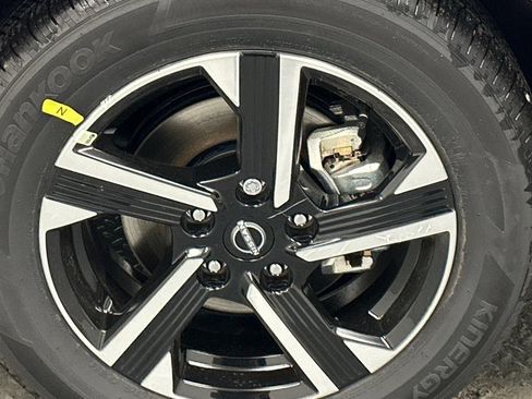 New 2025 Nissan Sentra SV w/ All-Weather Package image 15