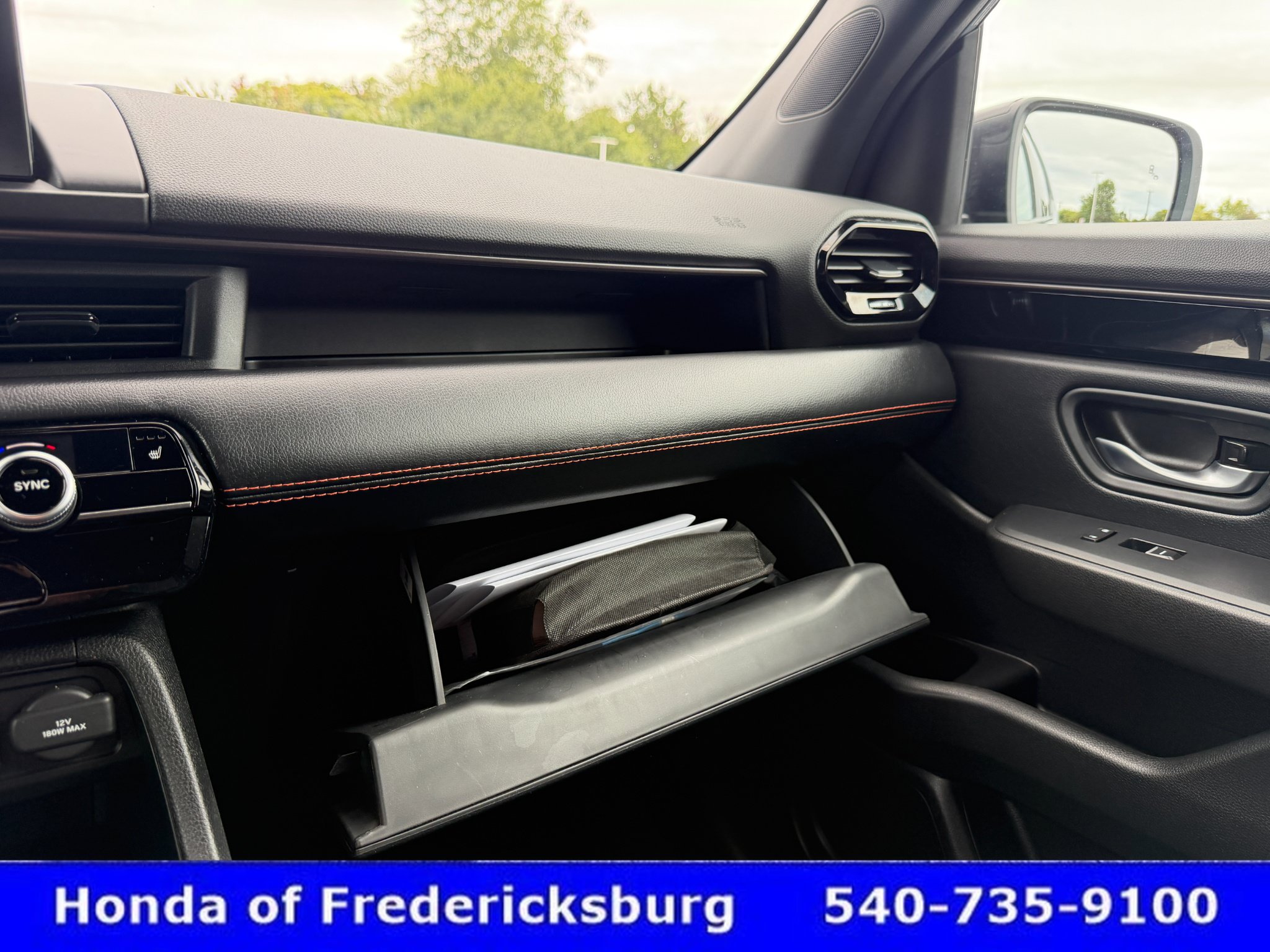 Certified 2025 Honda Pilot TrailSport image 33