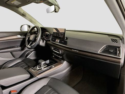 Used 2023 Audi Q5 2.0T Premium Plus w/ Premium Plus Package AWD/4WD image 15