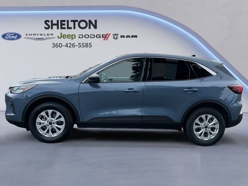 Used 2024 Ford Escape Active image 2
