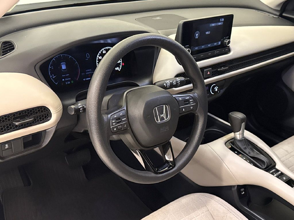 Certified 2025 Honda HR-V LX image 18