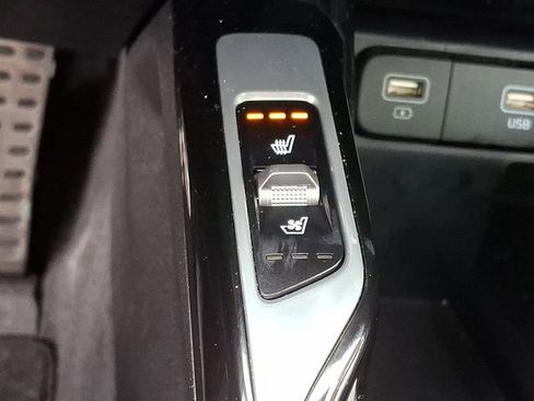 Certified 2023 Kia Sorento SX Prestige image 26