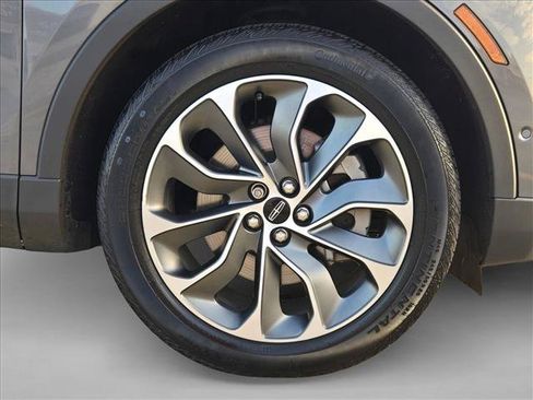 Used 2022 Lincoln Nautilus Reserve w/ Equipment Group 201A FWD image 25