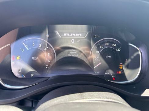 New 2026 RAM 1500 Big Horn AWD/4WD image 31
