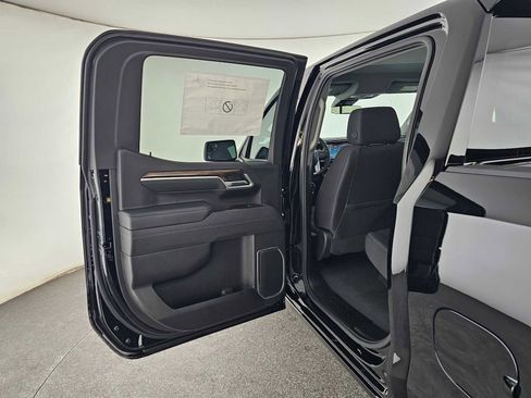 New 2026 GMC Sierra 1500 Elevation w/ Preferred Package image 17