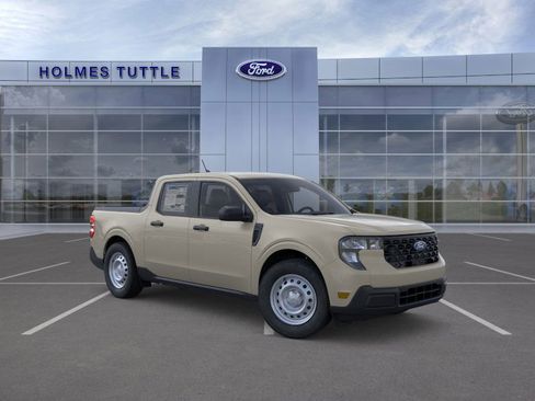 New 2025 Ford Maverick XL image 7