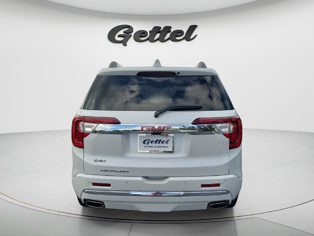 Used 2021 GMC Acadia Denali w/ Denali Technology Package FWD image 6