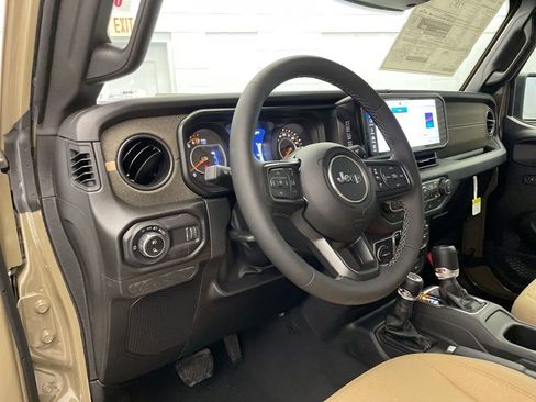 New 2026 Jeep Gladiator Willys image 14