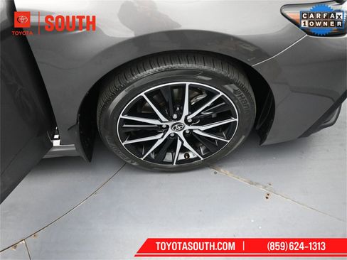 Used 2024 Toyota Camry SE image 34