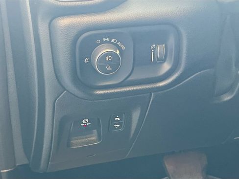 Used 2021 RAM 1500 Big Horn RWD image 10