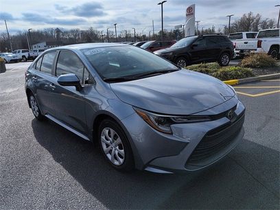 Used 2025 Toyota Corolla LE