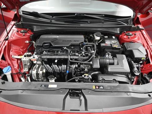 Certified 2024 Hyundai Elantra SEL FWD image 35
