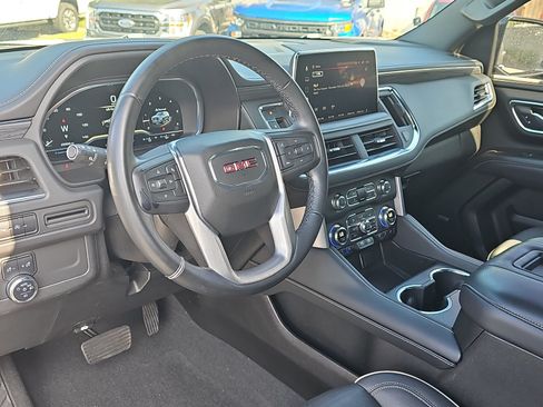 Used 2023 GMC Yukon SLT RWD image 17