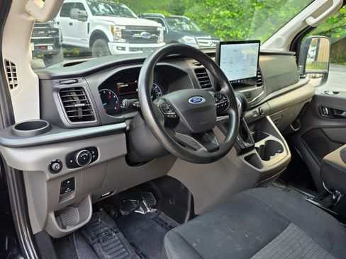 Used 2022 Ford Transit 350 XLT RWD image 11