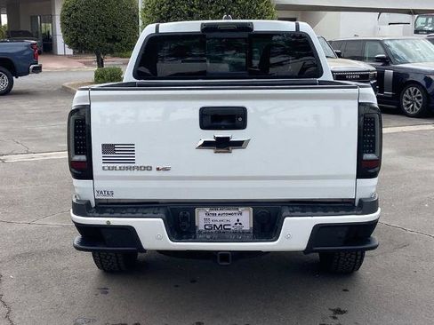 Used 2019 Chevrolet Colorado Z71 AWD/4WD image 5
