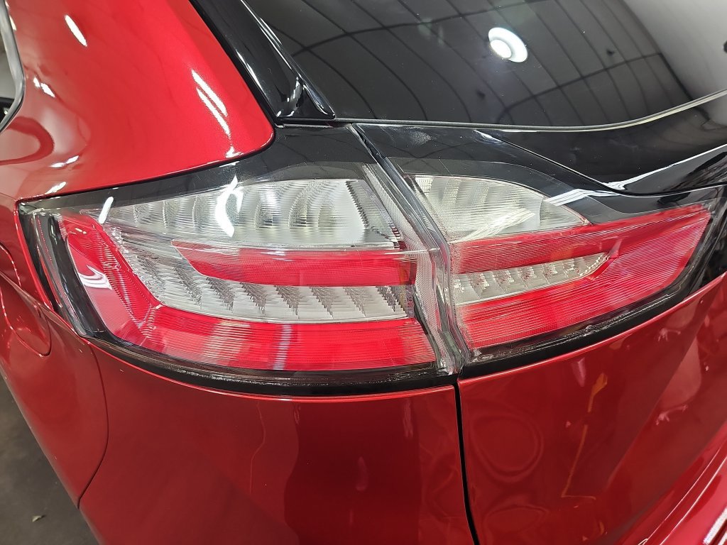 Used 2024 Ford Edge ST w/ Equipment Group 401A AWD/4WD image 37