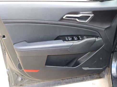 Used 2024 Kia Sportage EX w/ EX Premium Package image 19
