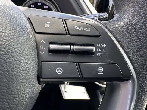 Used 2023 Hyundai Sonata SE FWD image 16