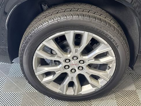 New 2026 GMC Acadia Denali w/ Super Cruise Package image 17