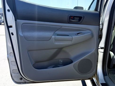Used 2008 Toyota Tacoma PreRunner RWD image 16