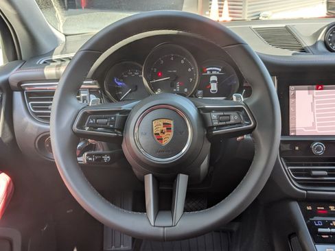 New 2026 Porsche Macan AWD/4WD image 15