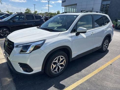 Used 2022 Subaru Forester Premium w/ Popular Package #1 AWD/4WD image 1