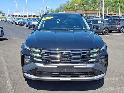 Used 2025 Hyundai Tucson Limited AWD/4WD image 2