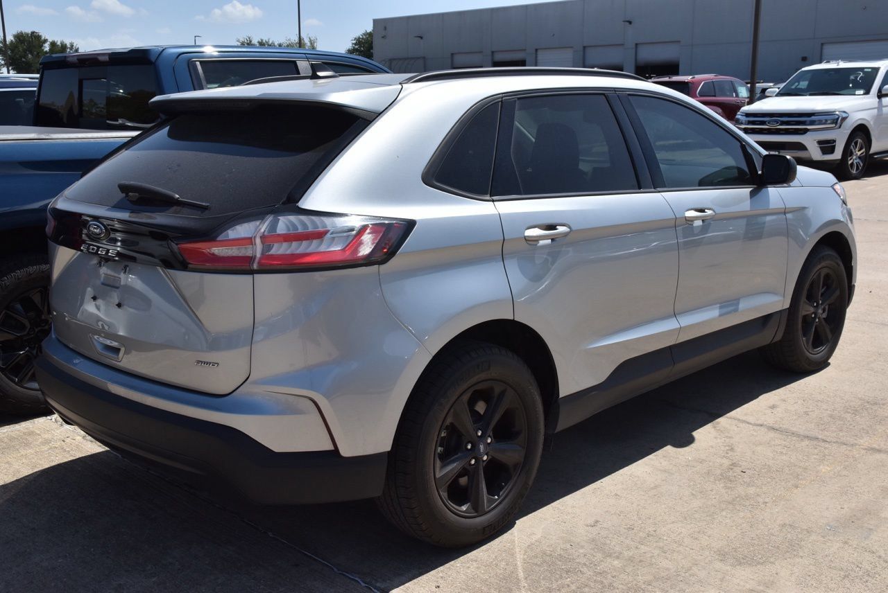 Used 2022 Ford Edge SE AWD/4WD image 7