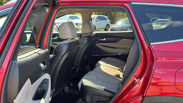 Used 2023 Hyundai Santa Fe Limited AWD/4WD image 25