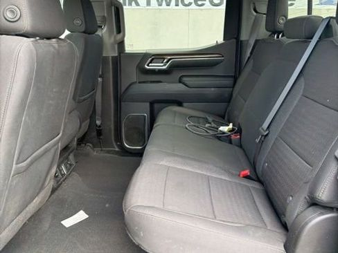 Used 2024 Chevrolet Silverado 1500 LT AWD/4WD image 17