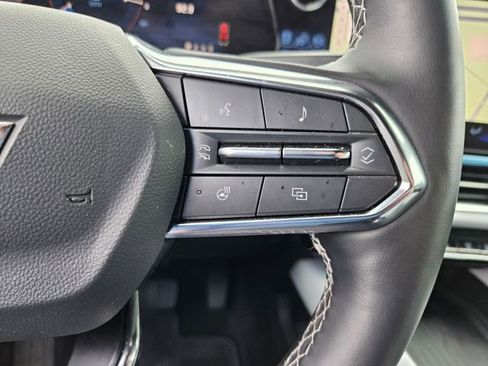 Used 2025 Chevrolet Equinox EV LT image 16