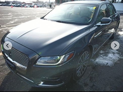 Used 2019 Lincoln Continental Select w/ Continental Climate Package image 2