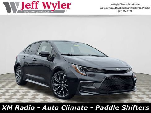 Used 2021 Toyota Corolla SE image 1