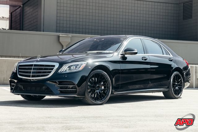 Used 2018 Mercedes-Benz S 560 Sedan image 30