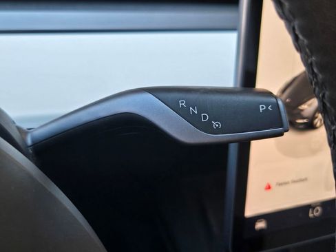 Used 2023 Tesla Model Y Long Range image 20